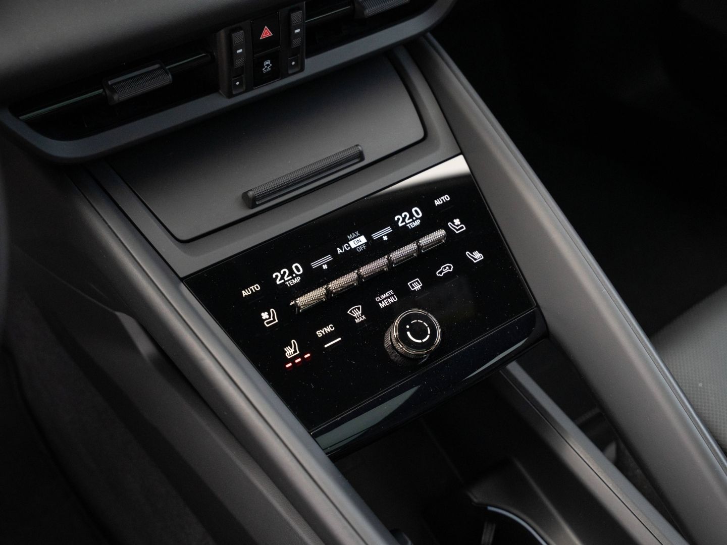 Porsche Macan Turbo Burmester AHK AR HUD Surround View