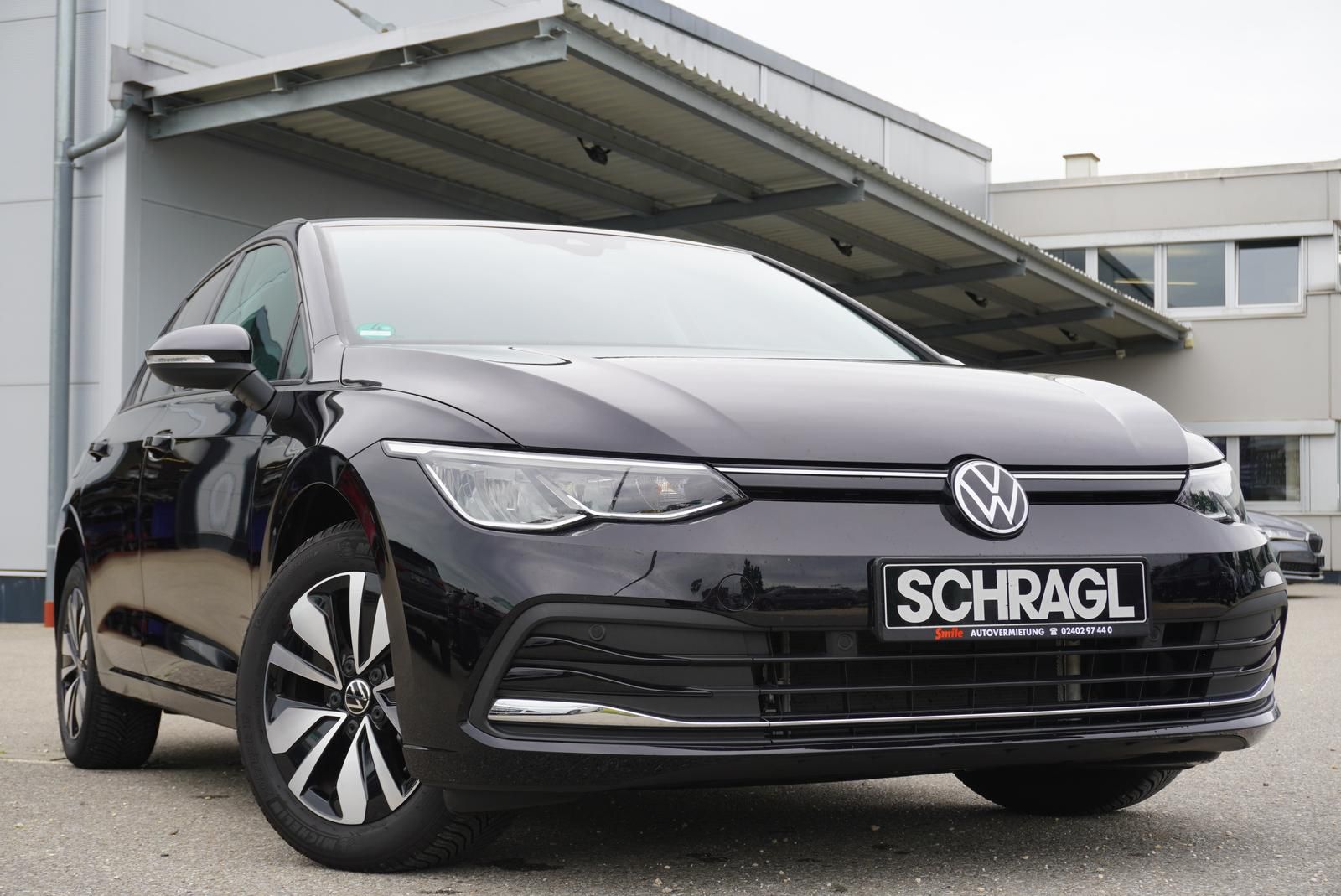 Volkswagen Golf VIII 1.5 TSI MOVE - Samsaru's Car Outlet