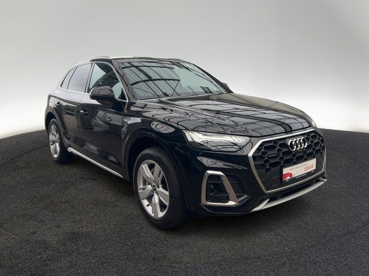 Audi Q5 50 TFSI e S line quattro S tronic Matrix Pano