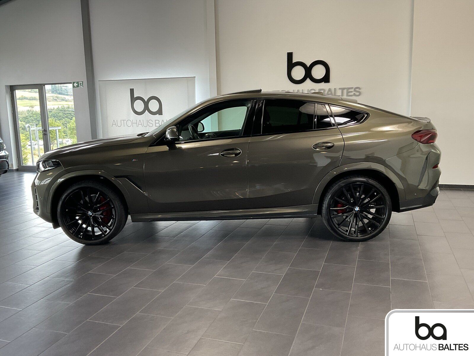 BMW X6 xDrive 30d M Sport 22"/Pano/HK/DrivPro/Luft/A