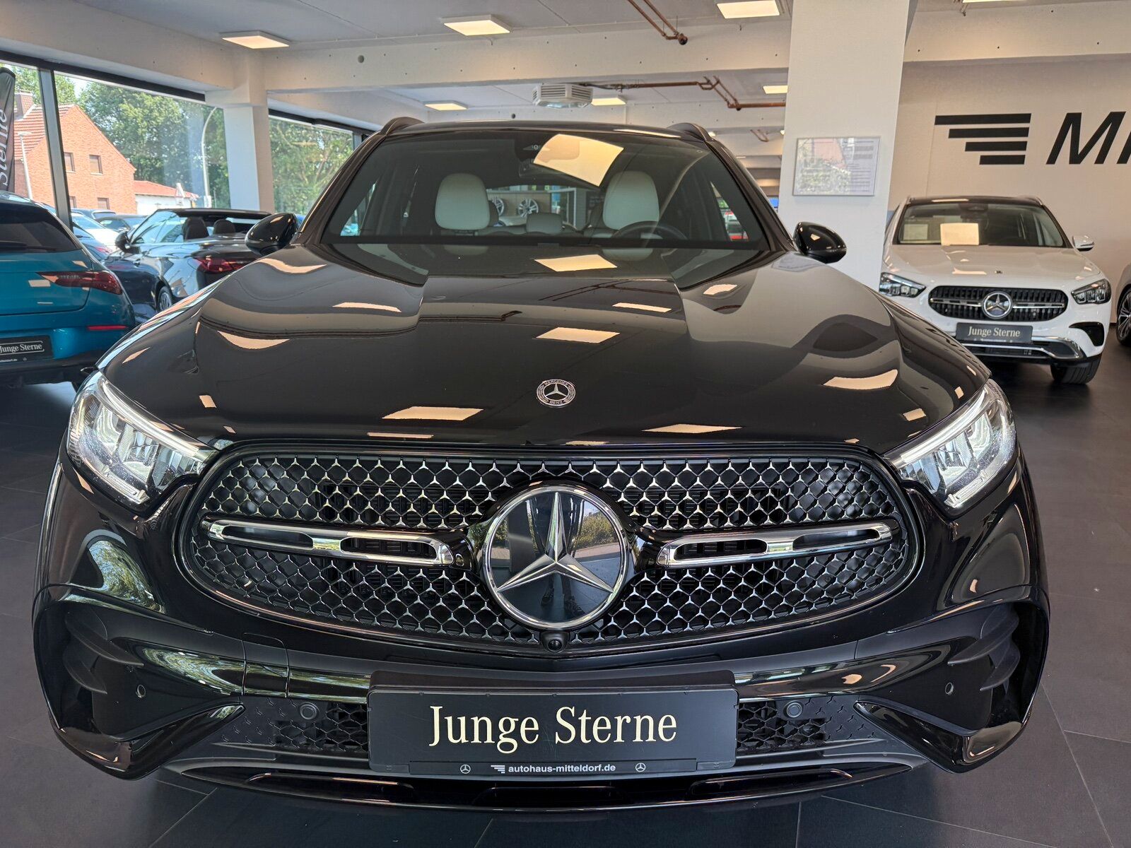 Mercedes-Benz GLC 300 de 4M AMG ADVANCED+ - Samsaru's Car Outlet
