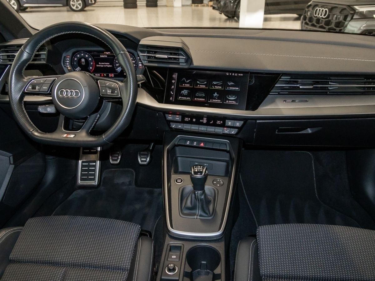 Audi A3 Limousine S line 35 TFSI - Samsaru's Car Outlet