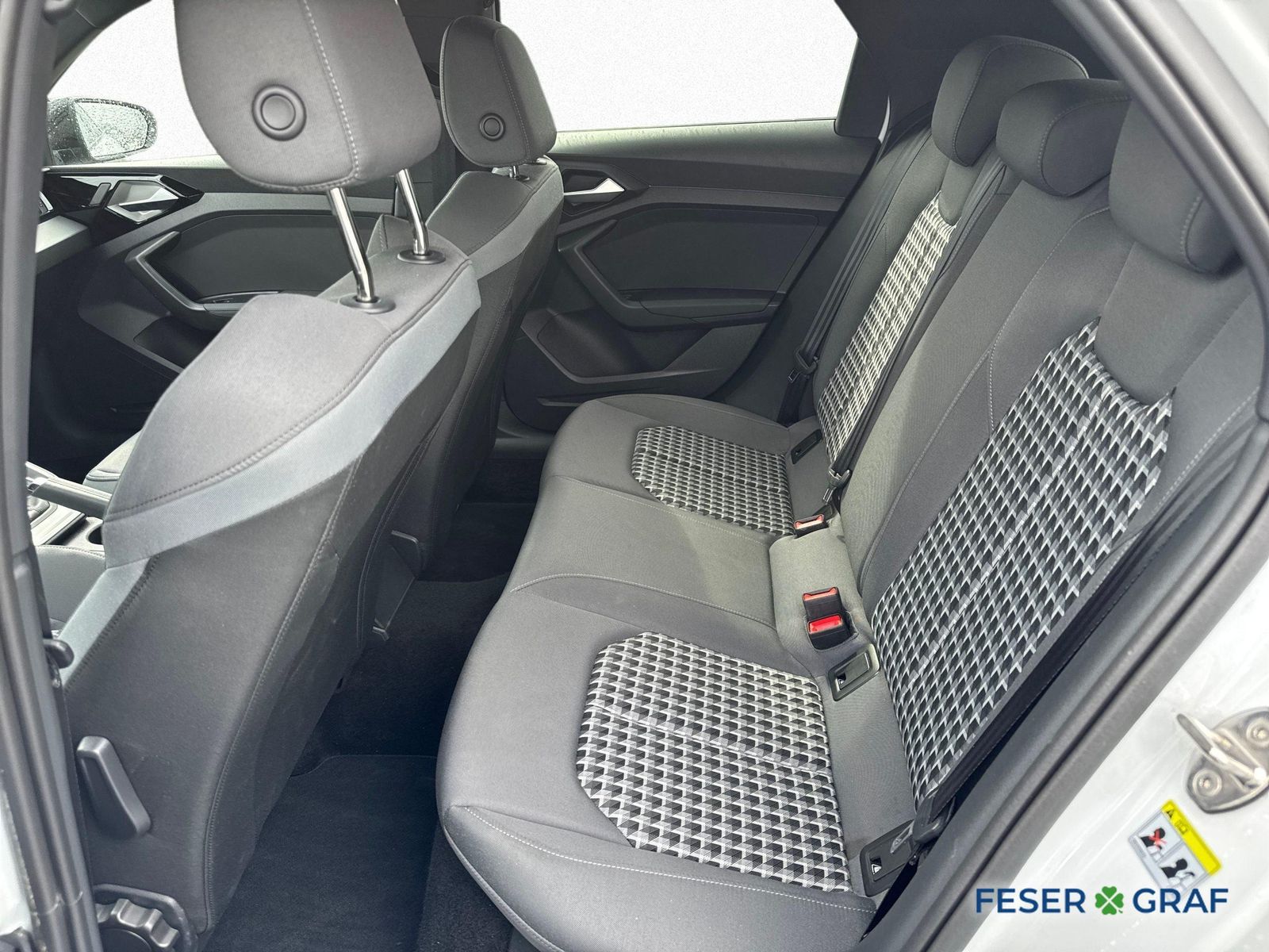 Audi A1 Spb. 30 TFSI S tronic - S line - NAVI - LED