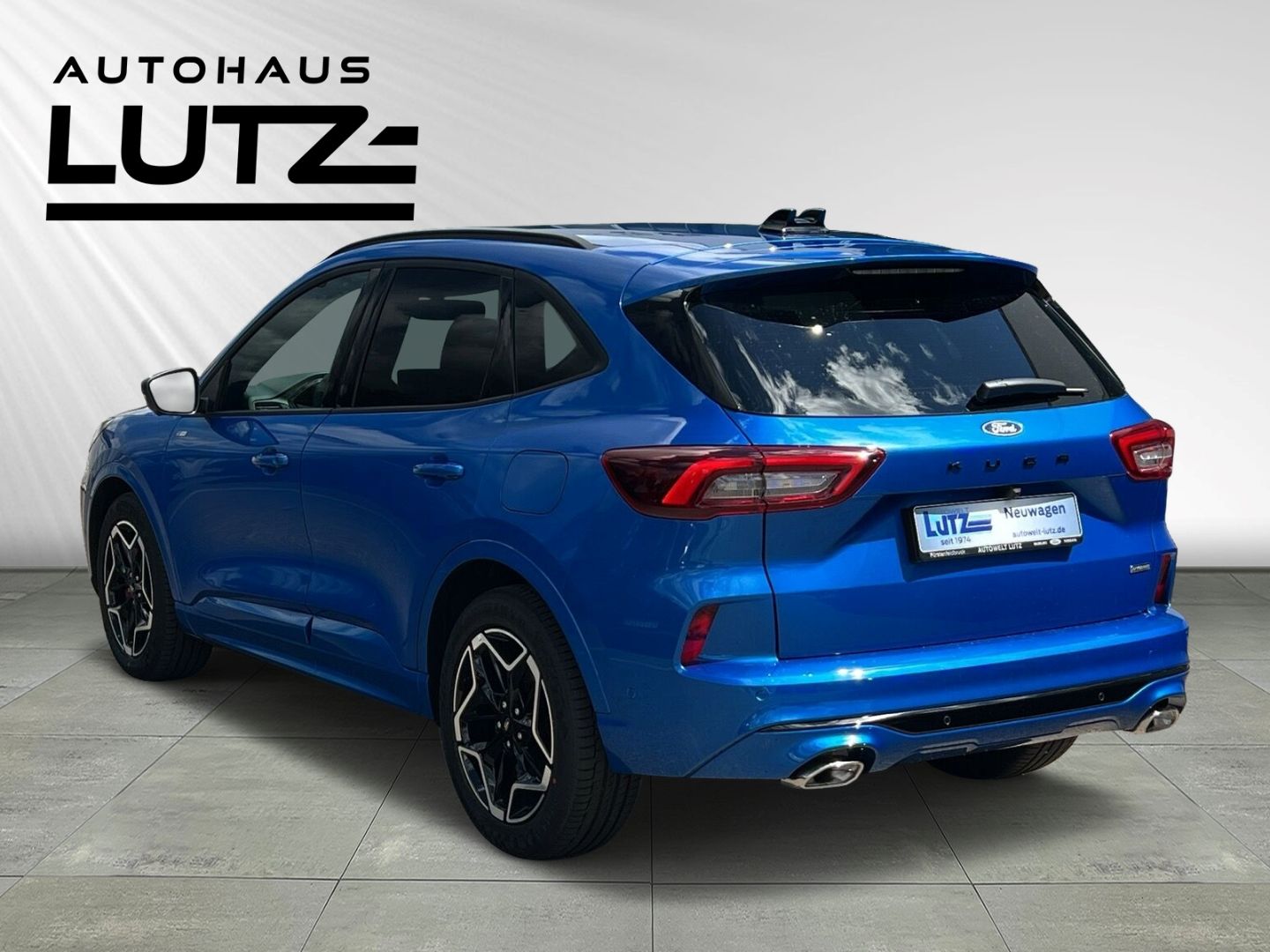 Ford Kuga ST-Line X PHEV - Samsaru's Car Outlet