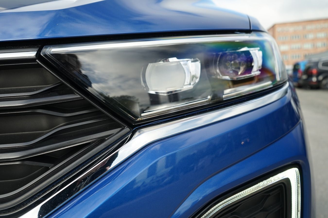 Volkswagen T-Roc 1.5 TSI Style - Samsaru's Car Outlet