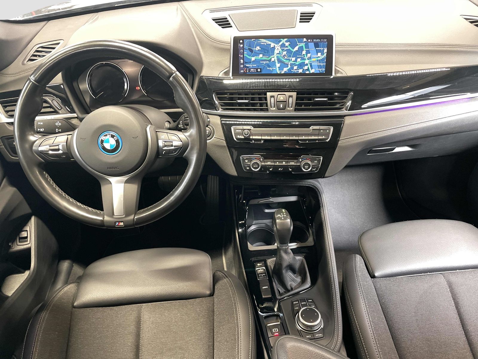 BMW X1 xDrive25e Sport Line - Samsaru's Car Outlet