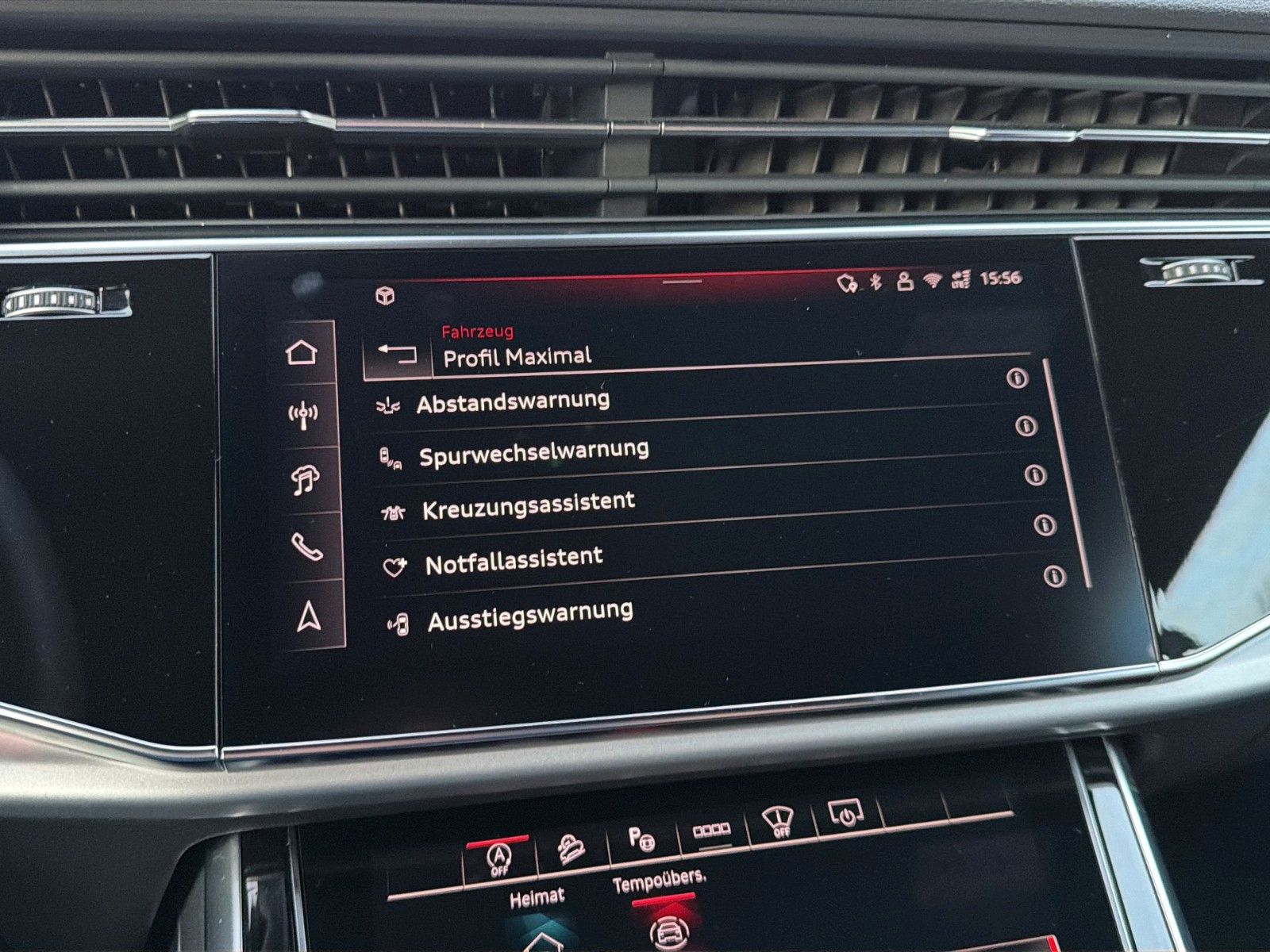 Audi Q8 50 TDI quattro S line 21"  Valcona B&O Laser