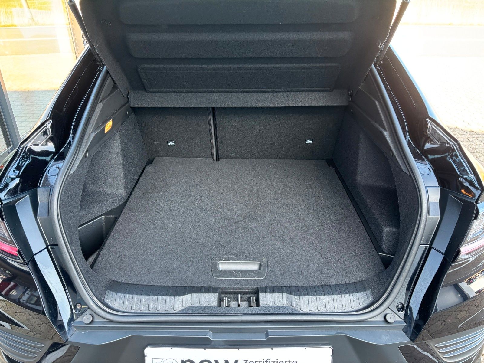 Renault Arkana Techno Mild Hybrid - Samsaru's Car Outlet