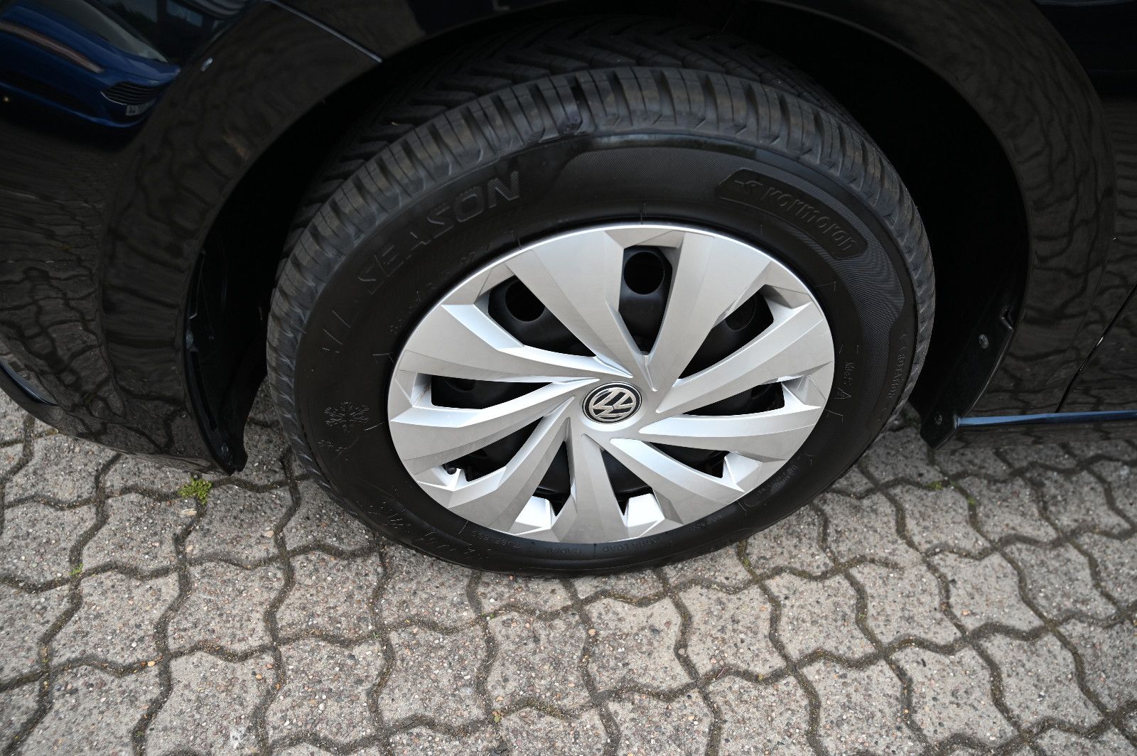 Volkswagen Polo VI 1.0 TSI Comfortline - Samsaru's Car Outlet