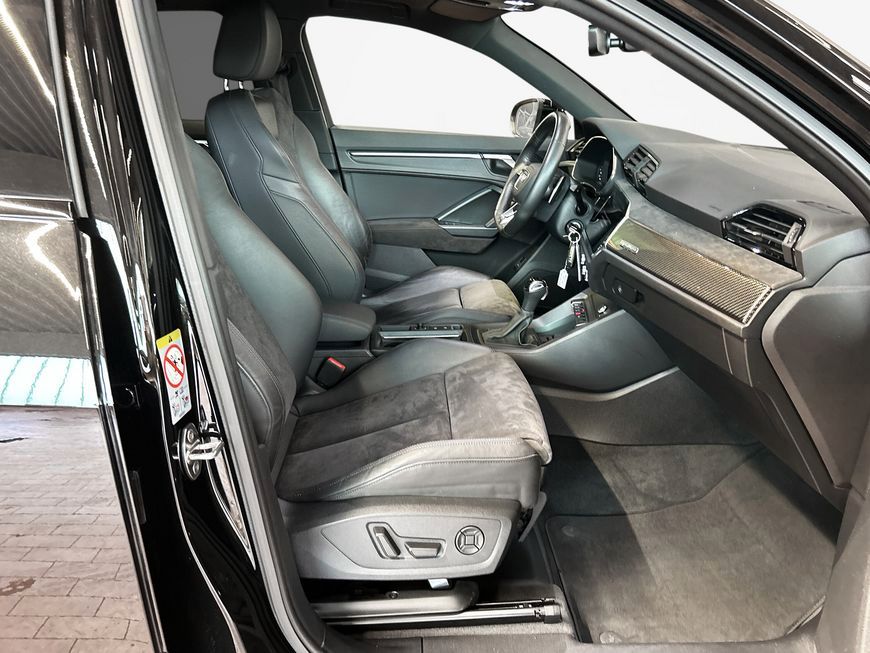 Audi RS Q3 2.5 TFSI Sportback quattro S tronic - Samsaru's Car Outlet