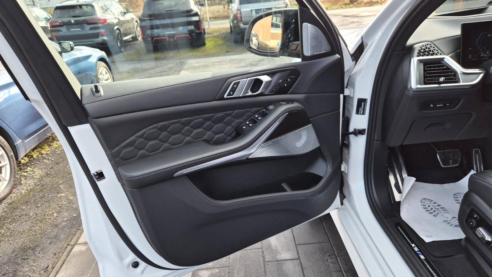 BMW X5 M Competition/AKRAPOVIC/B&W/SKY/M´DRIVERS/AHK