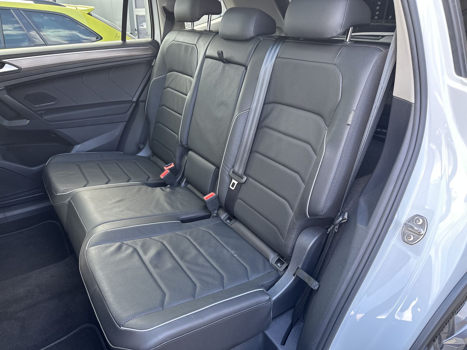 Volkswagen Tiguan Allspace 2.0 TDI DSG 4M Elegance NAV+LED
