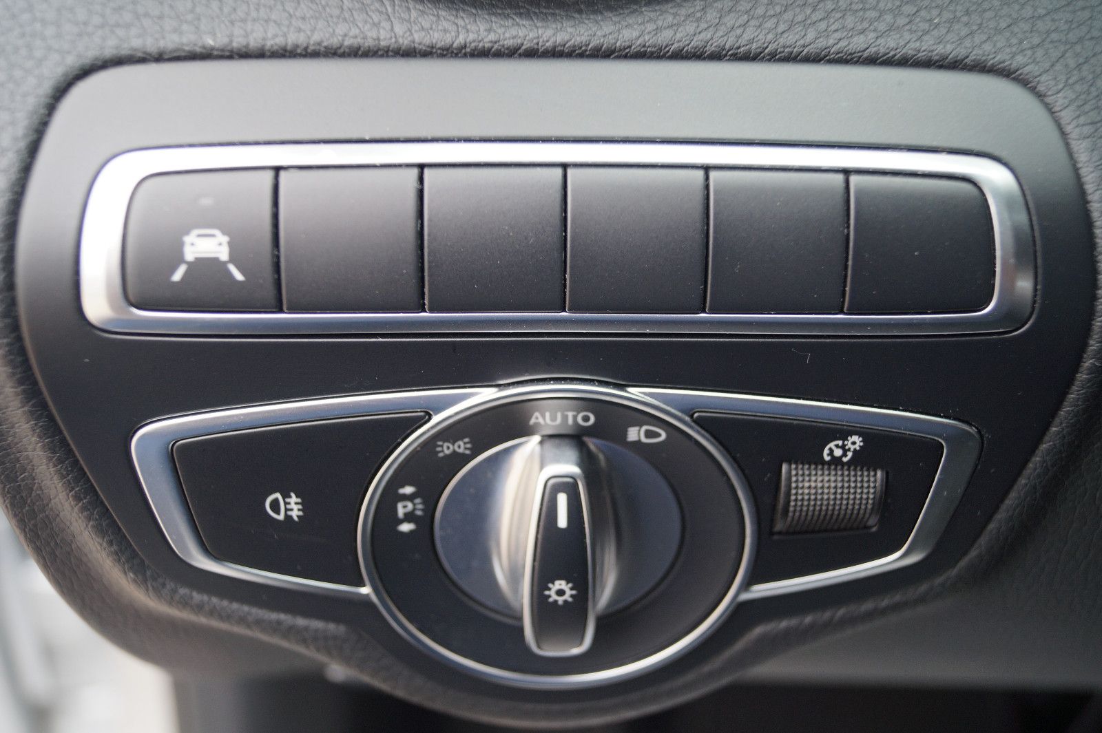 Mercedes-Benz C 220 d AMG - Samsaru's Car Outlet