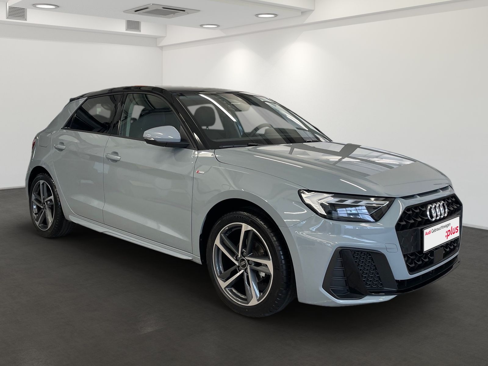 Audi A1 Sportback 25 TFSI S line - Samsaru's Car Outlet