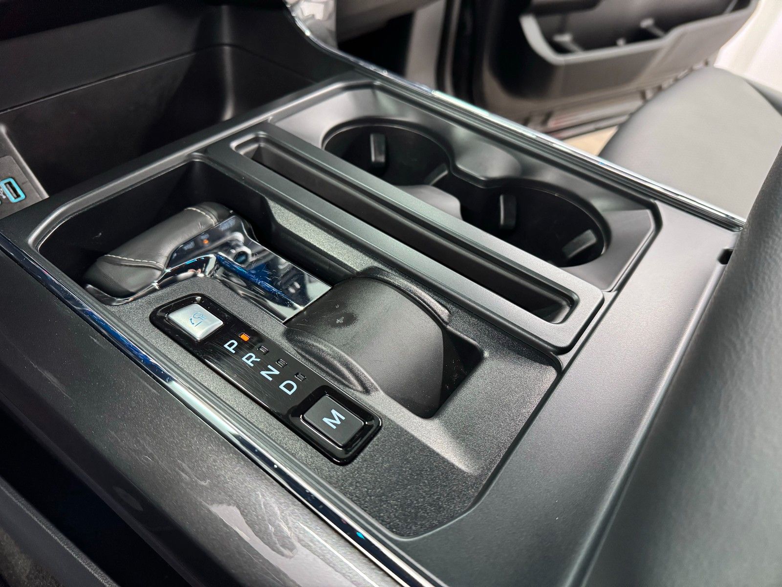 Ford F 150 5.0 XLT Supercrew - Samsaru's Car Outlet