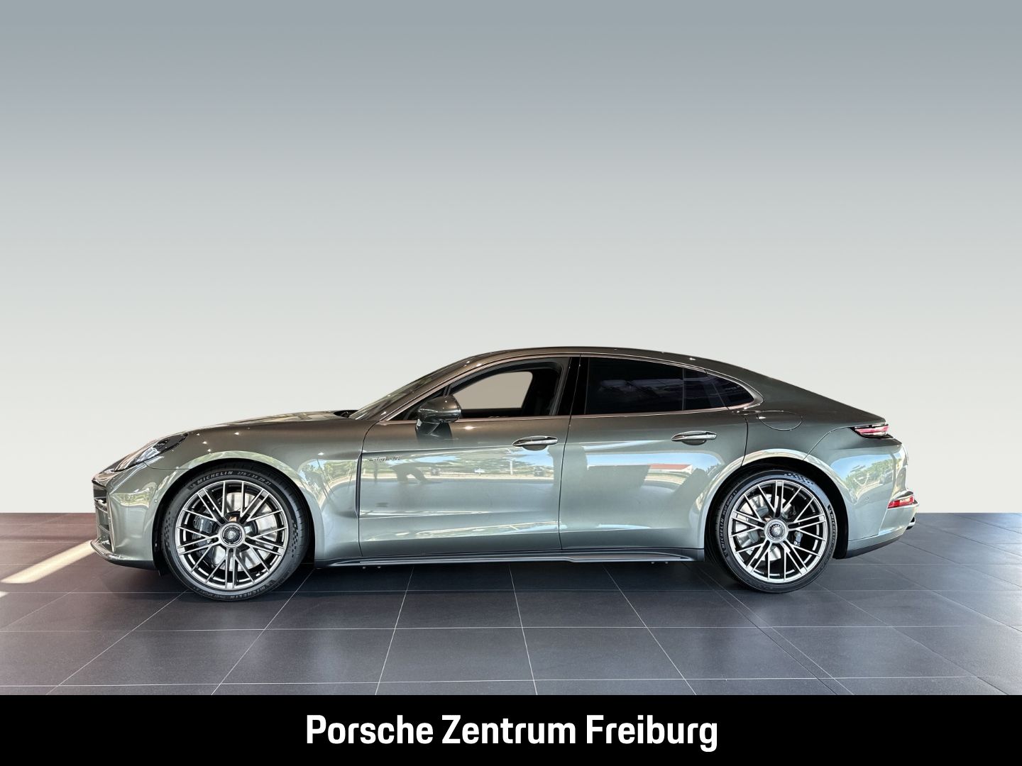 Porsche Panamera Turbo E-Hybrid BOSE Sportabgasanlage