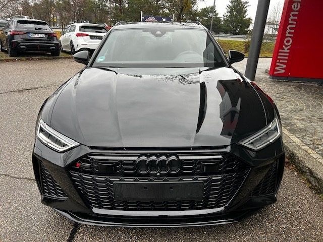 Audi RS6 Performance/Black-Red/22"/Pano/B&O