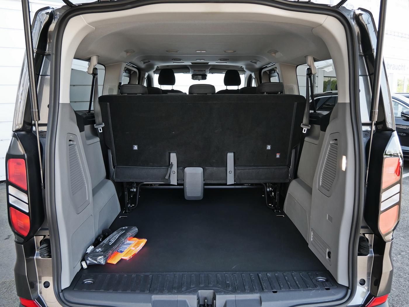 Ford Transit Custom L2 Trend | AUTOMATIK | 8-SITZER |