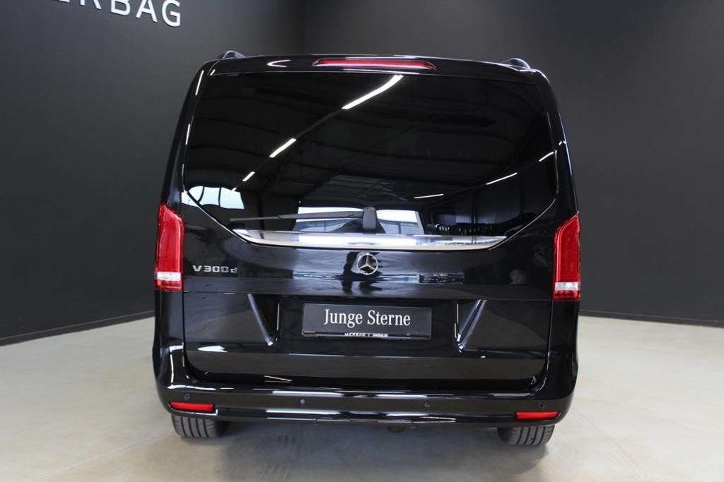 Mercedes-Benz V 300 d Avantgarde Edition - Samsaru's Car Outlet