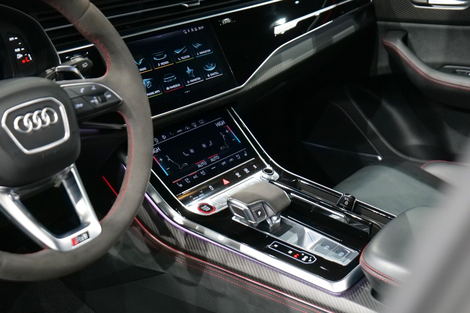 Audi RSQ8 4.0TFSI quattro*MwSt*Luft*B&O*Keramik*Pano*