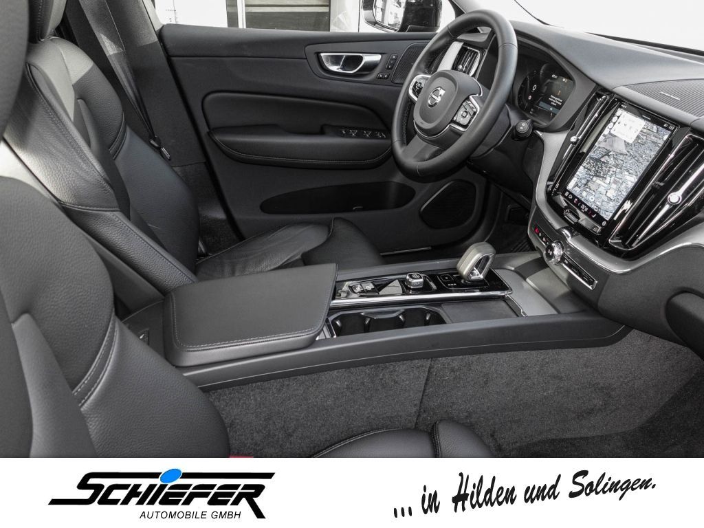 Volvo XC60 B4 B Plus Dark