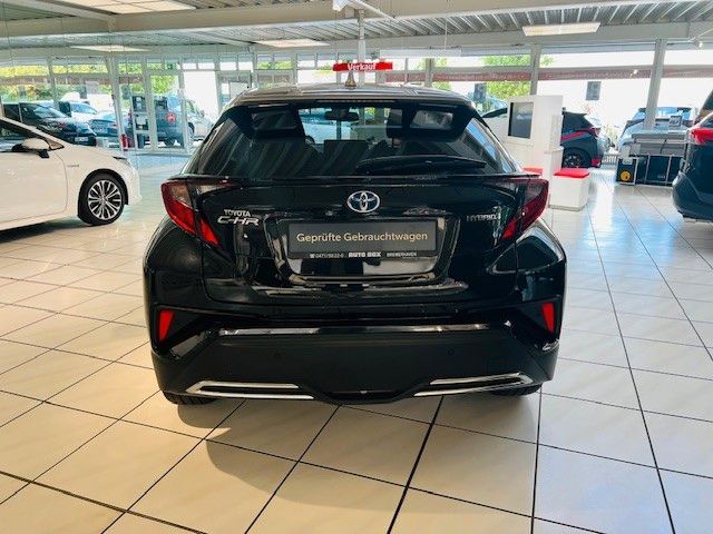 Toyota C-HR 2.0l Hybrid - Samsaru's Car Outlet