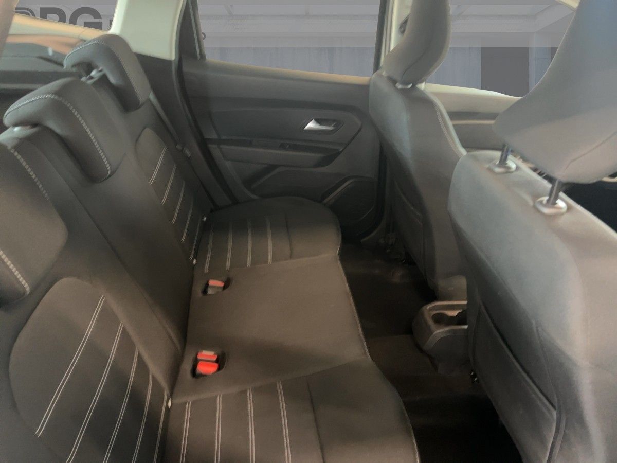 Dacia Duster 1.3 TCe 130 Comfort 2WD - Samsaru's Car Outlet