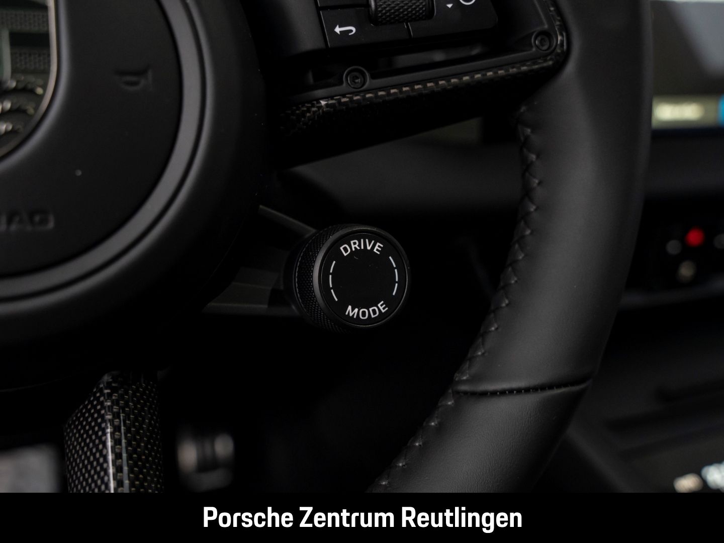 Porsche Macan Turbo Burmester Luftfederung InnoDrive LED