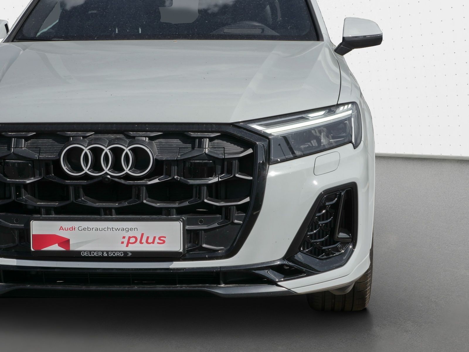 Audi Q7 55 TFSIe qu. S line Air*HuD*Panop*AHK*B&O*ACC