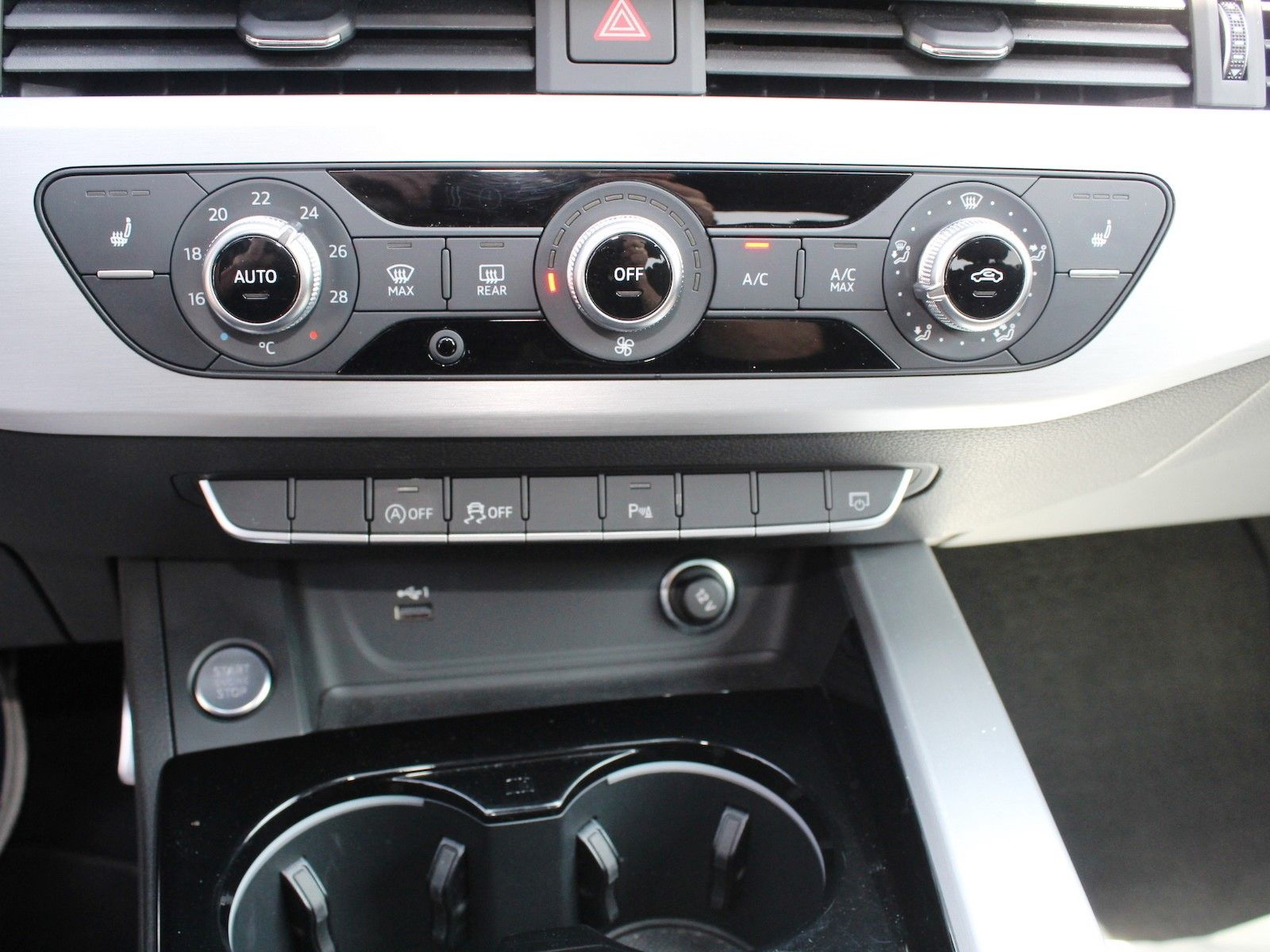Audi A4 35 TFSI S line - Samsaru's Car Outlet