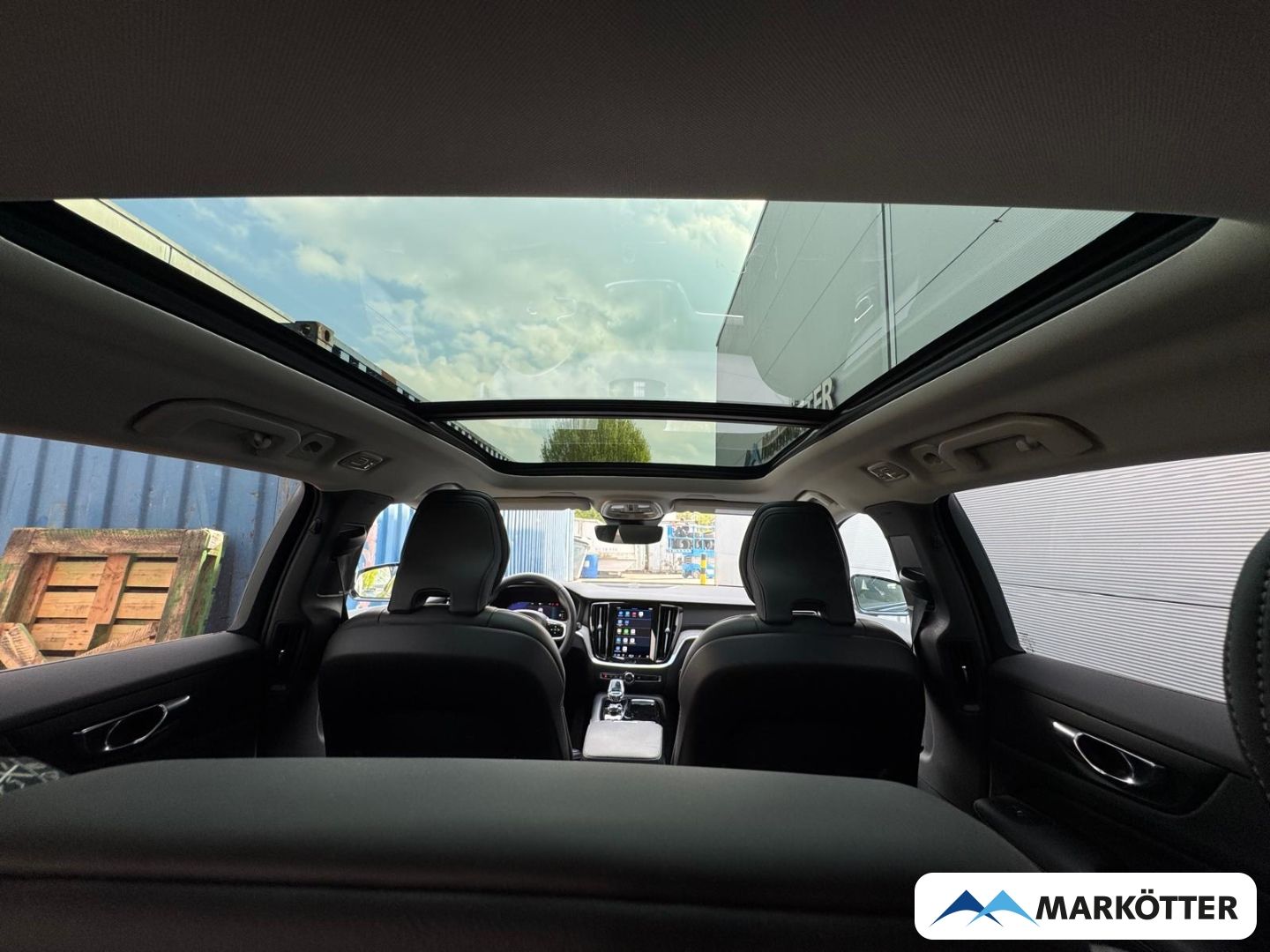 Volvo V60 T8 Recharge AWD Ultimate Dark 360CAM/AHK/ACC