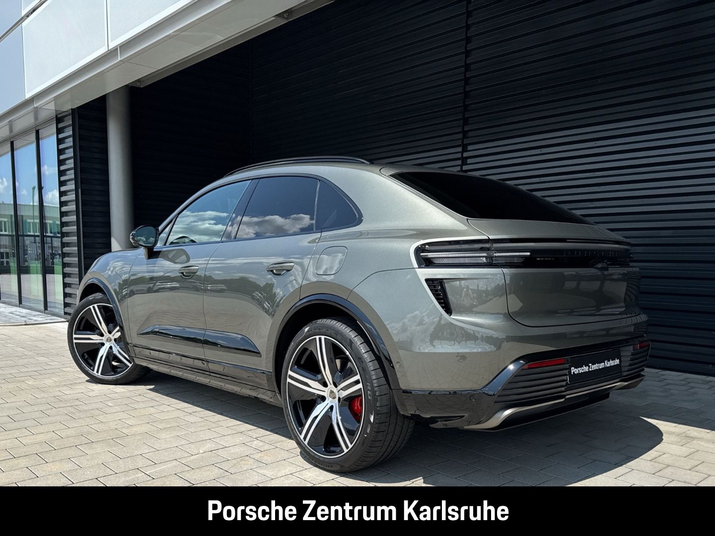 Porsche Macan Turbo BOSE Luftfederung LED-Matrix