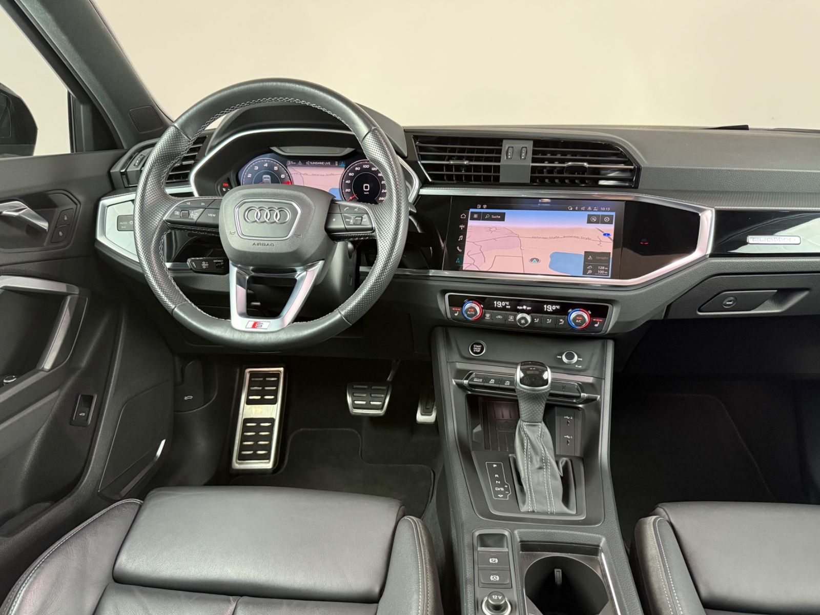 Audi Q3 Sportback 45 TFSI qu S line Pano B&O AHK ACC