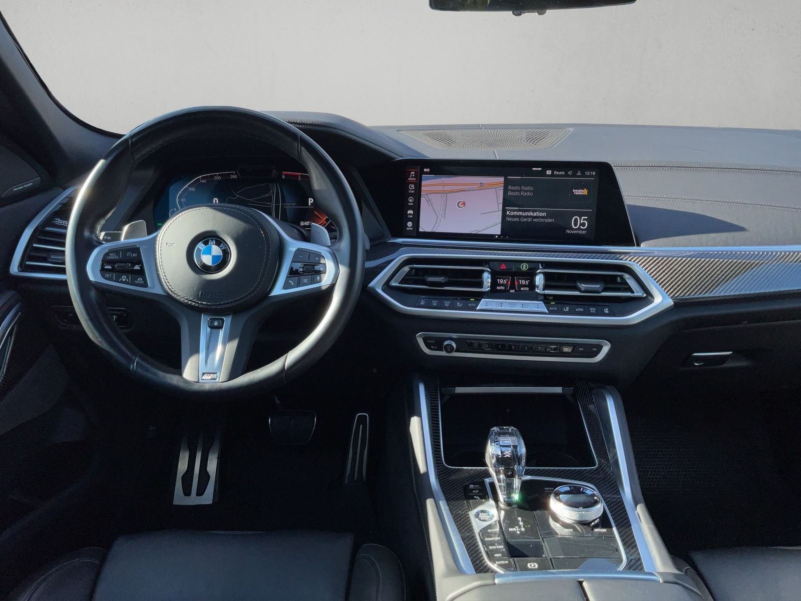 BMW X6 xDrive40d M SPORT LASER AHK PANO HUD 360°KAME