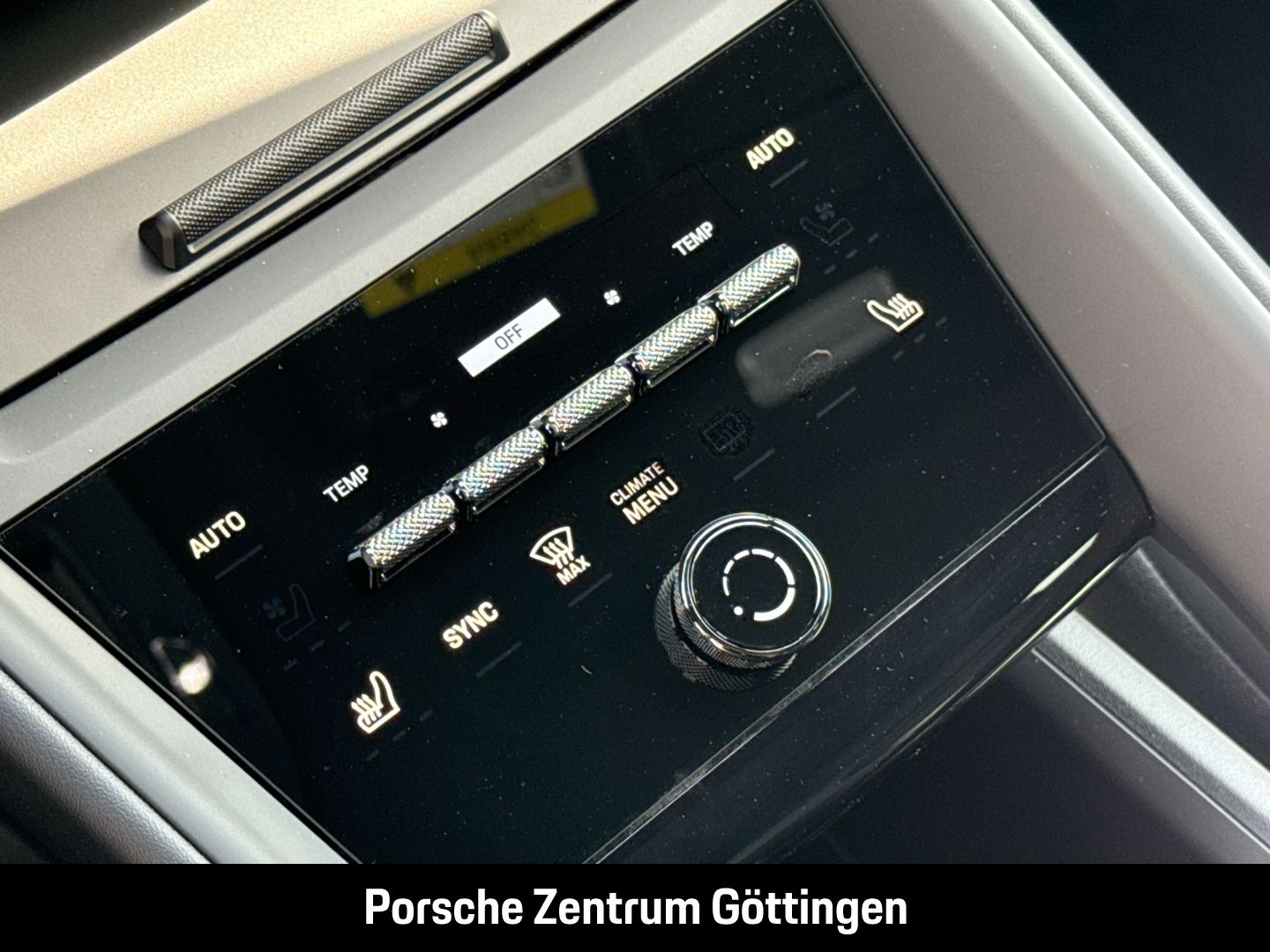 Porsche Macan 4 Kupferrubin BOSE Panorama Luftfederung