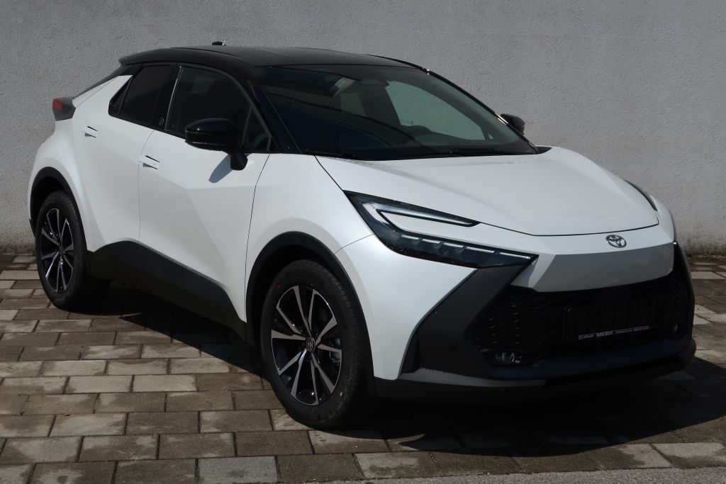 Toyota C-HR 1.8 Hybrid - Samsaru's Car Outlet