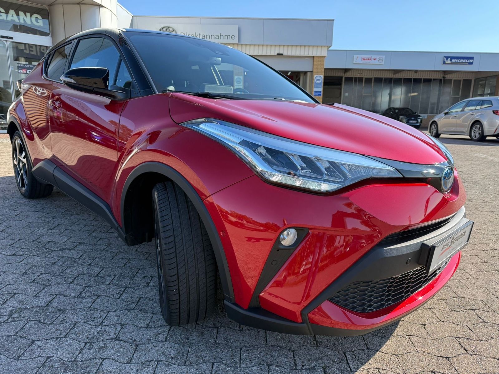 Toyota C-HR Hybrid Team D **STYLE**