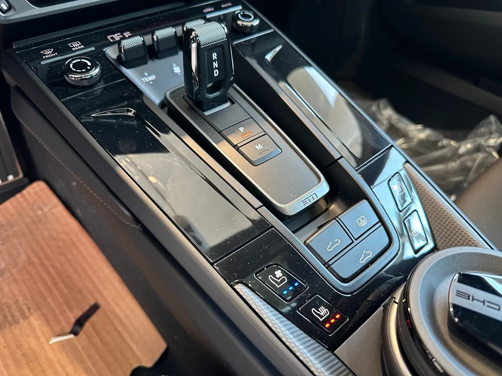 Porsche 992 Carrera 4 GTS Facelift/sw-sw/Carbon/18W/21