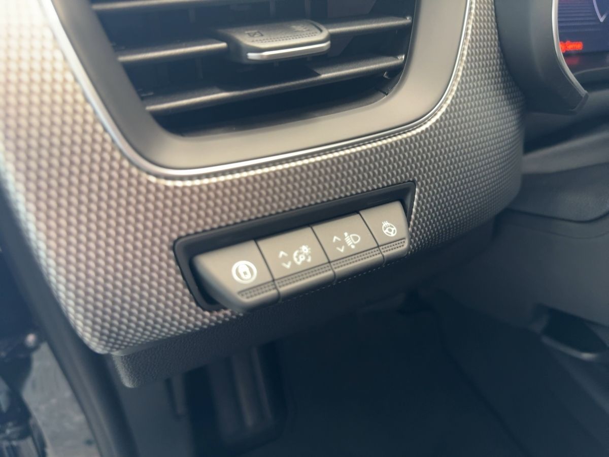 Renault Arkana TECHNO Mild Hybrid - Samsaru's Car Outlet