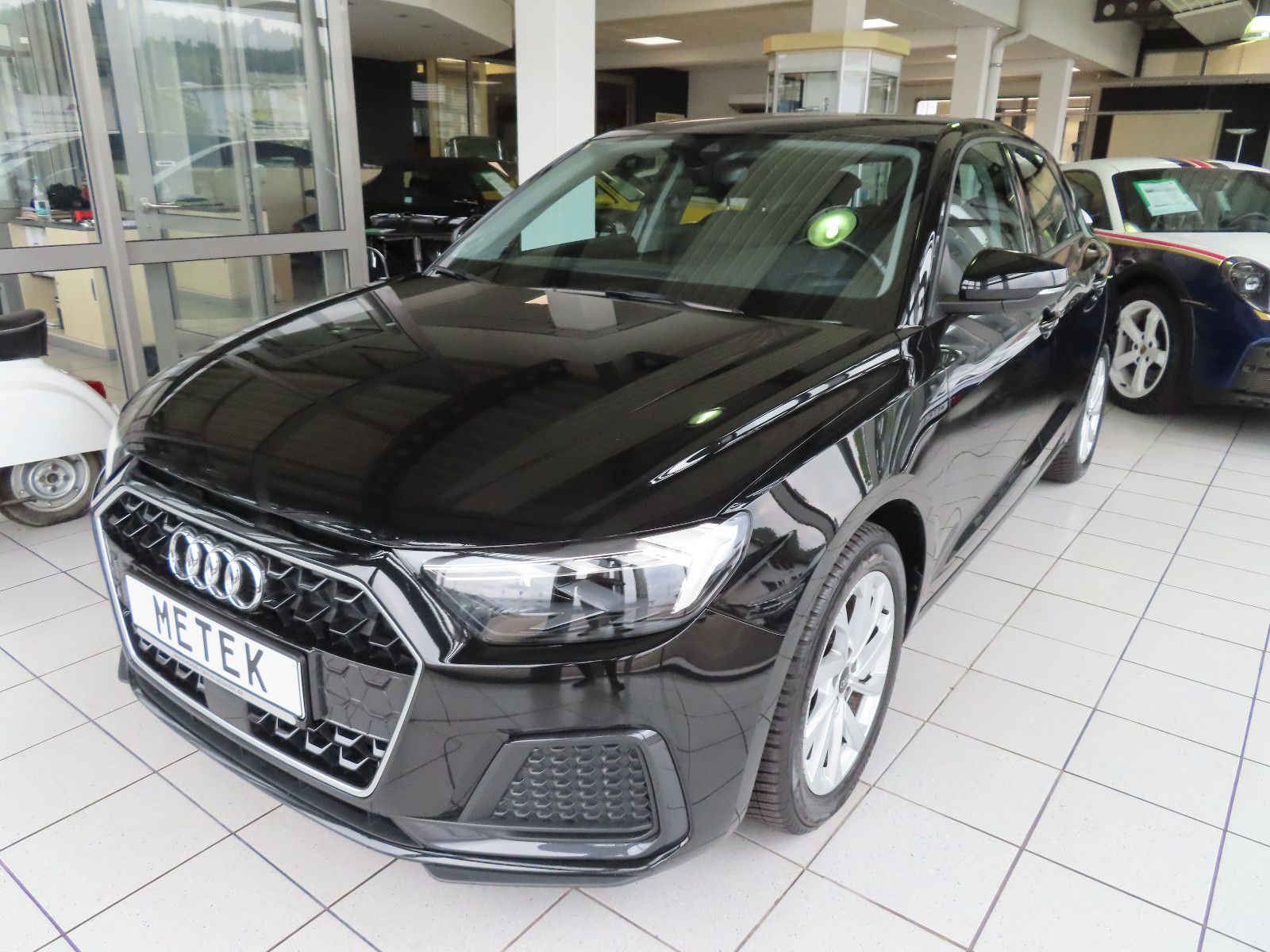 Audi A1 Sportback 30 TFSI advanced - Samsaru's Car Outlet