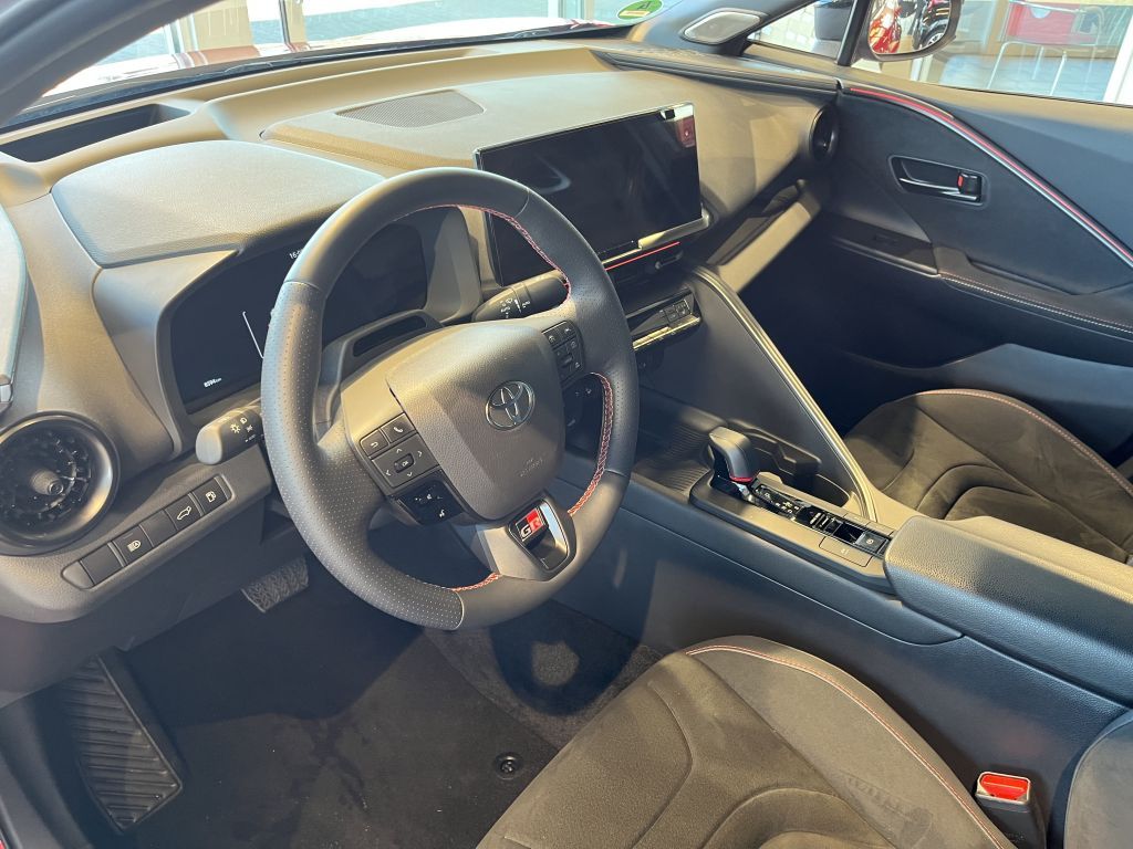 Toyota C-HR 2.0 Hybrid AWD GR SPORT - Samsaru's Car Outlet