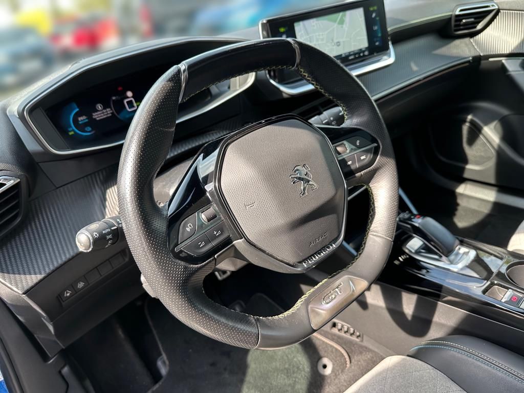 Peugeot e-2008 GT Pack - Samsaru's Car Outlet