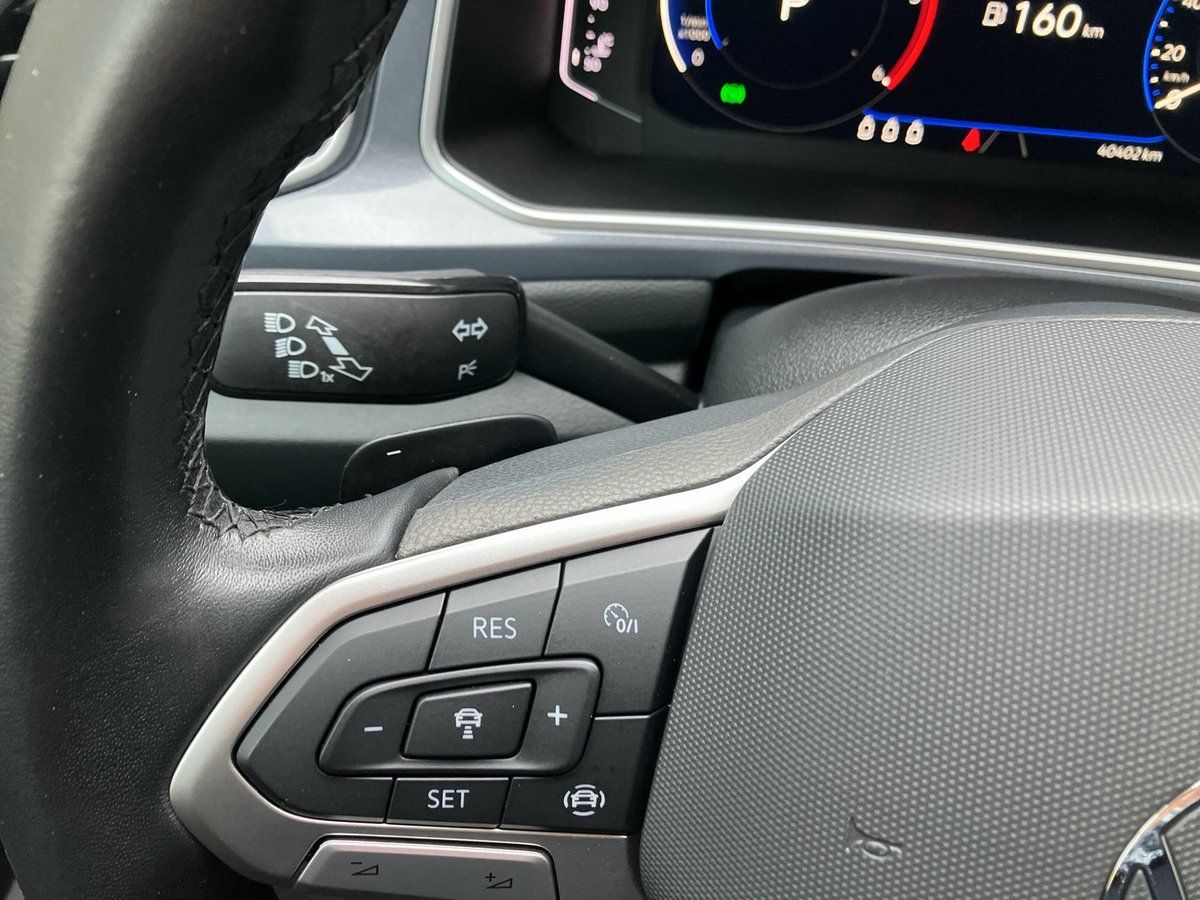 Volkswagen T-Roc Style 2.0 TDI DSG 4Motion - Samsaru's Car Outlet