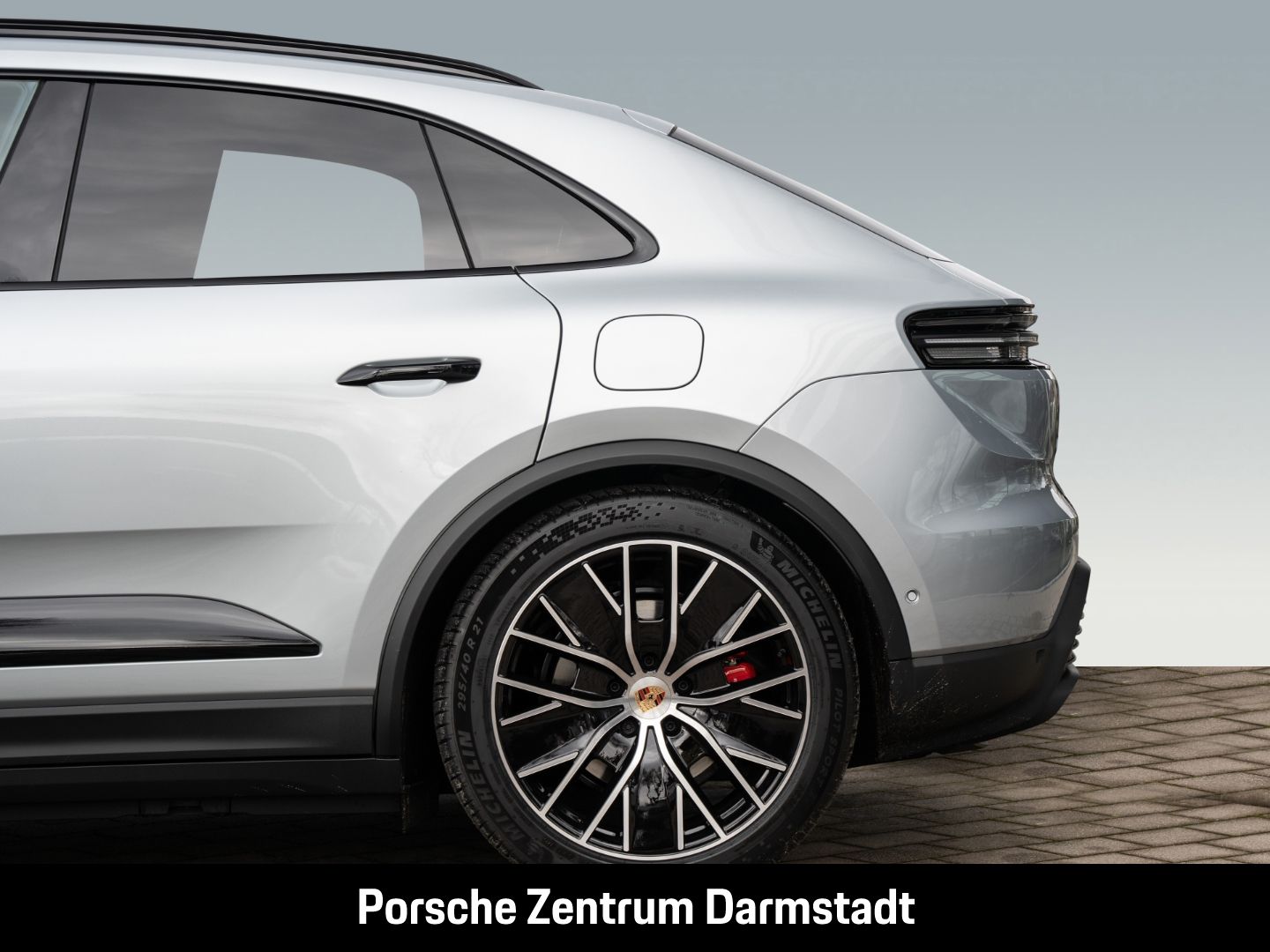 Porsche Macan 4S - Samsaru's Car Outlet