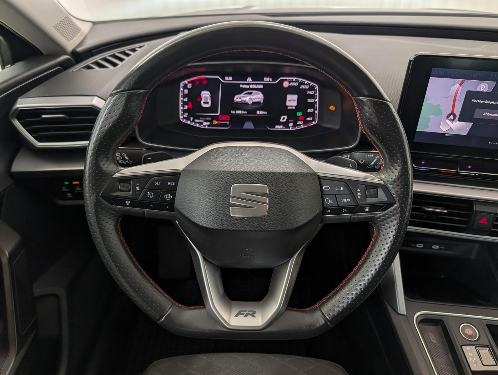 Seat Leon 1.5 eTSI DSG FR AHZV|Winter|Navi|AHK|ACC|RF