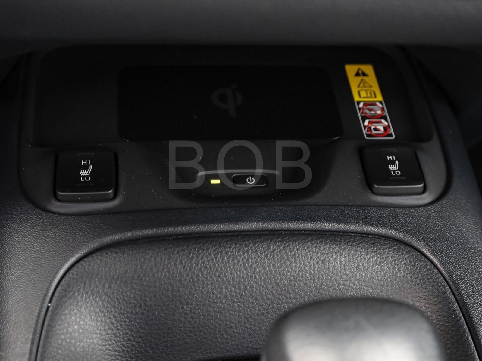 Toyota Corolla 1.8 Hybrid Comfort - Samsaru's Car Outlet