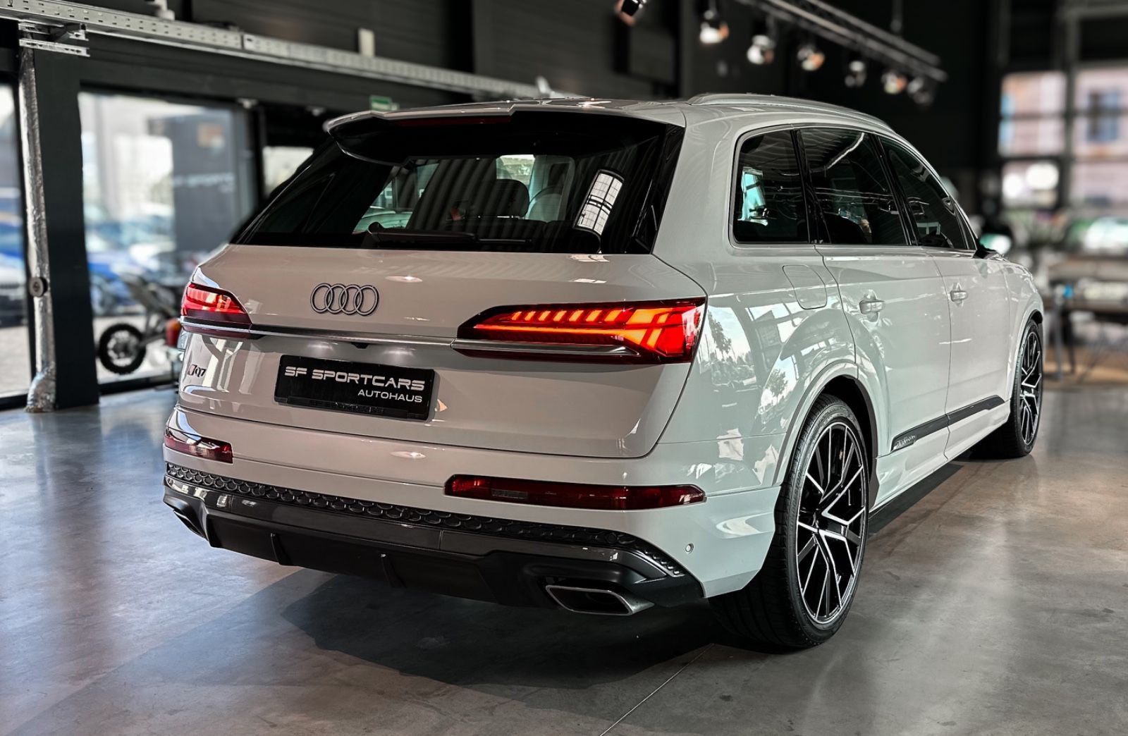 Audi Q7 45 TDI QUATTRO-S LINE-STHZ-1.HAND-19%-MÜNCHEN