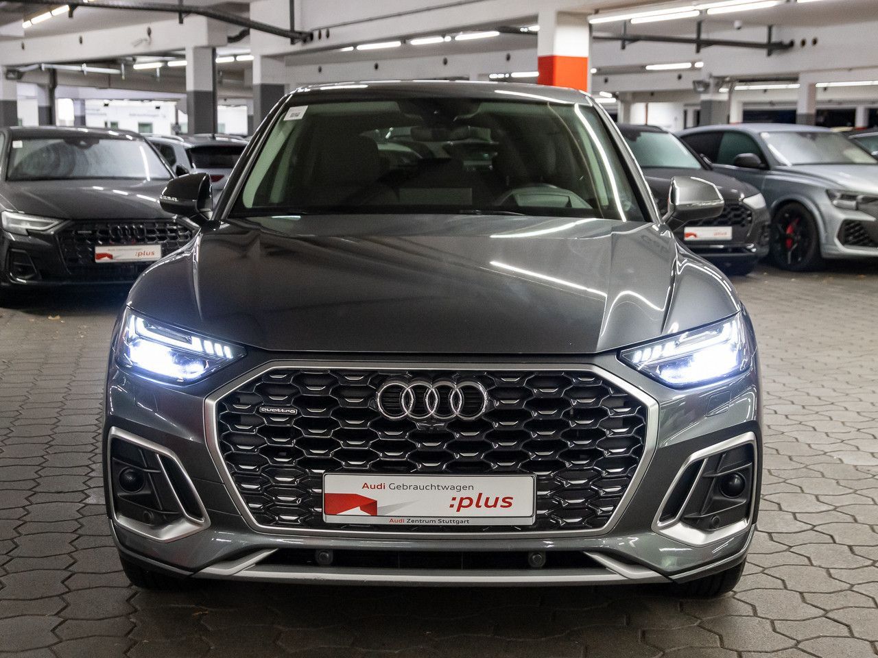 Audi Q5 Sportback 40 TDI quattro S line Matrix Pano