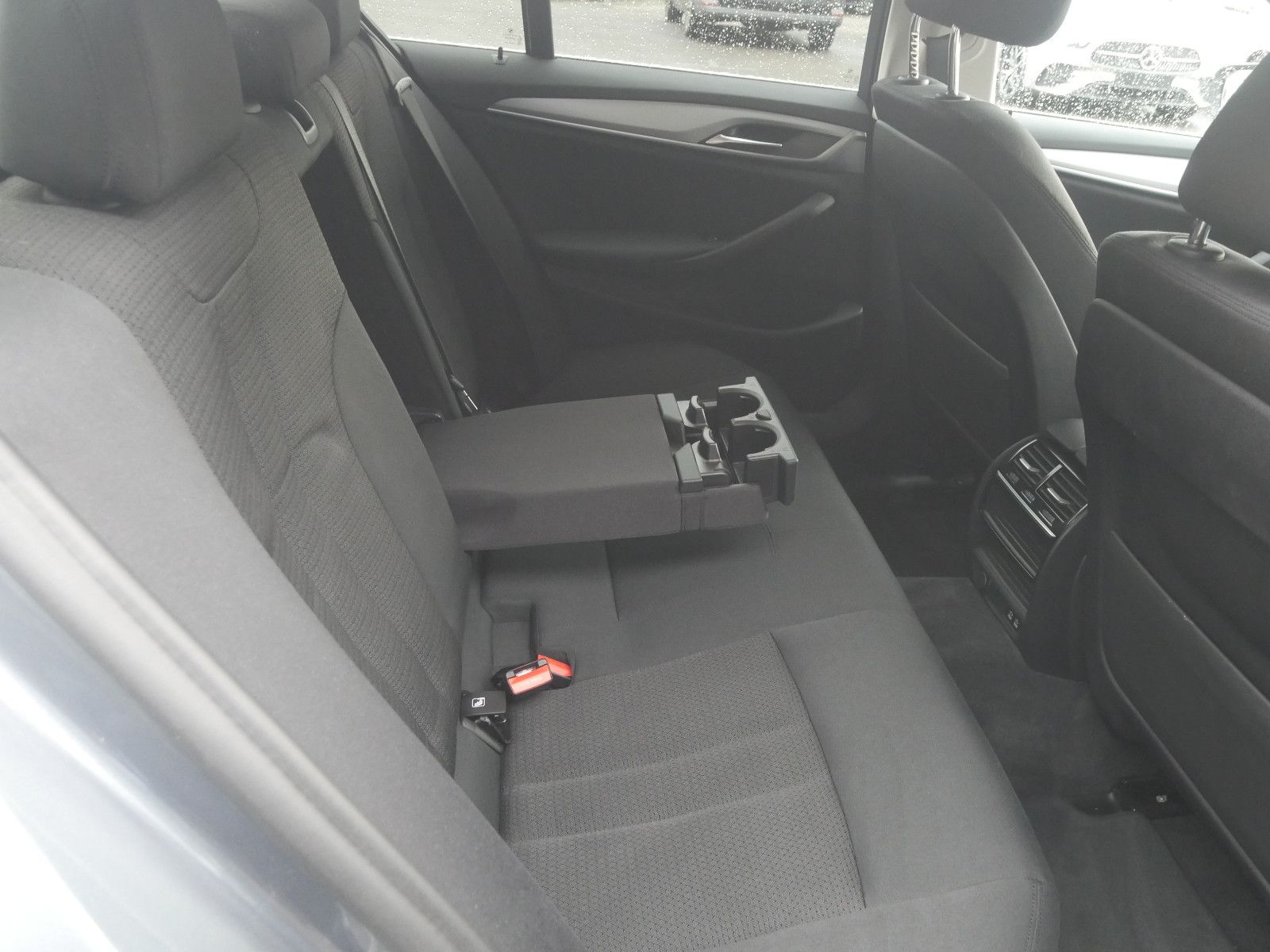 BMW 530 i xDrive Limousine Business Navi Head-up LED
