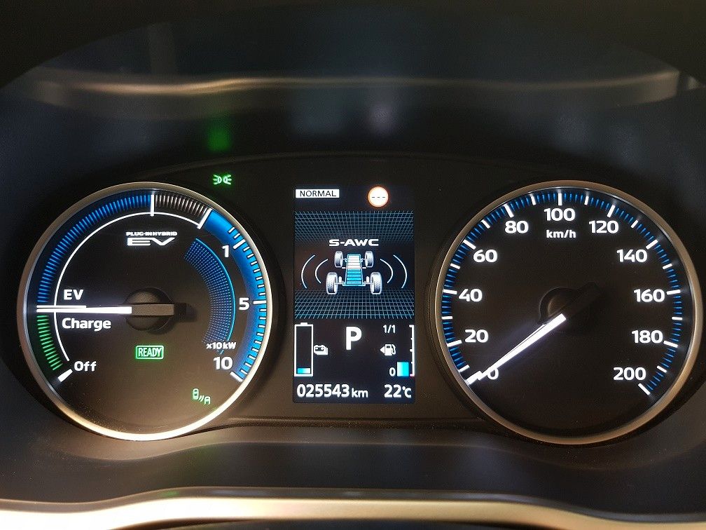 Mitsubishi Eclipse Cross 2.4 PLUG-IN HYBRID 4WD TOP